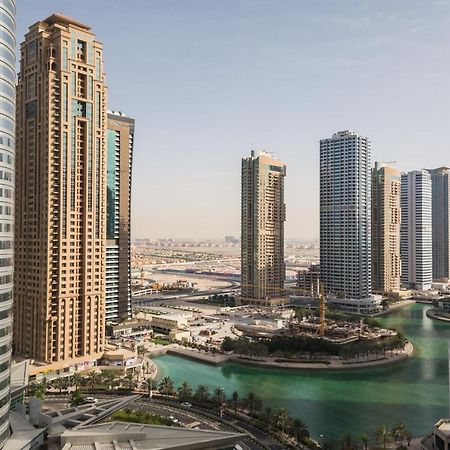 Higuests - Cozy Studio With Panoramic Views On The Lake Appartement Dubai Buitenkant foto